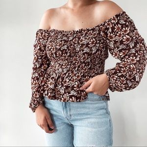 AMERICAN EAGLE | Floral Smock Off Shoulder Blouse